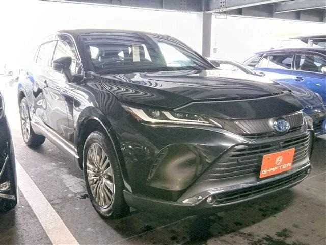 Toyota Harrier 2022 — фото 1, купить с доставкой в Москву
