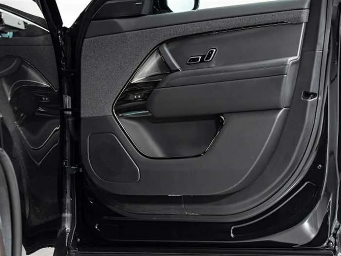 Land Rover Range Rover Sport 2023 — миниатюра 5
