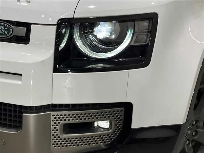 Land Rover Defender 2025 — миниатюра 3