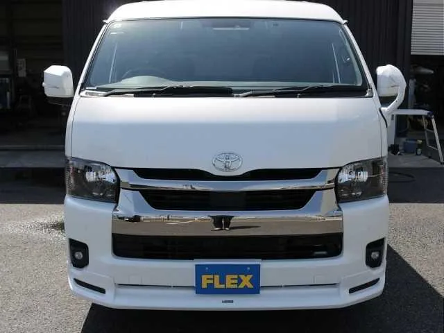 Toyota Hiace Van 2025 — миниатюра 2
