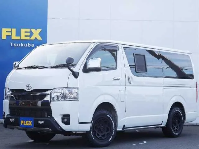 Toyota Hiace Van 2023 — фото 1, купить с доставкой в Москву