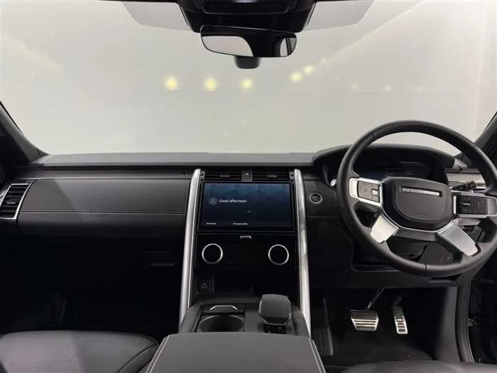 Land Rover Discovery 2025 — миниатюра 5