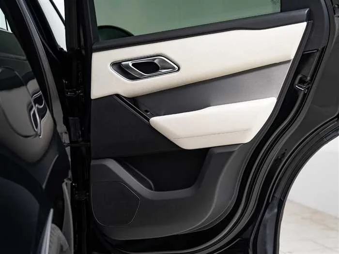 Land Rover Range Rover Velar 2023 — миниатюра 5