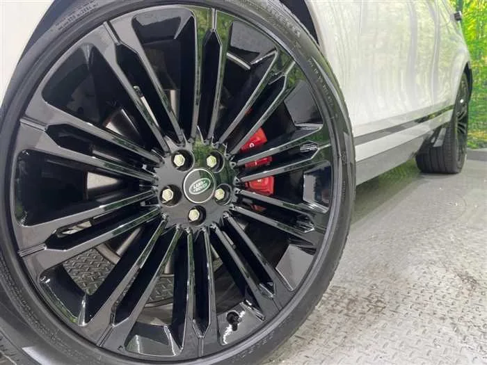 Land Rover Range Rover Velar 2024 — миниатюра 2