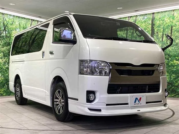 Toyota Hiace Van 2022 — миниатюра 3