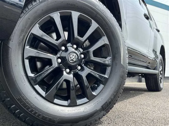 Toyota Land Cruiser Prado 2022 — миниатюра 2