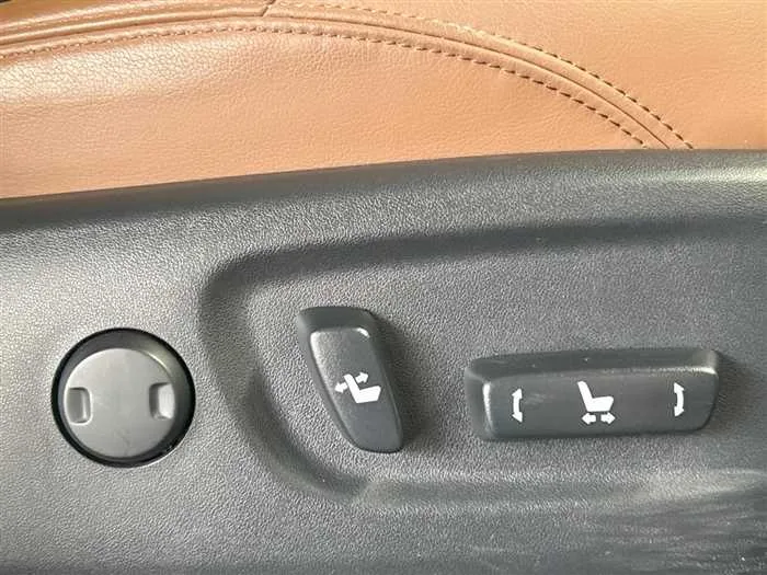 Toyota Land Cruiser Prado 2022 — миниатюра 3