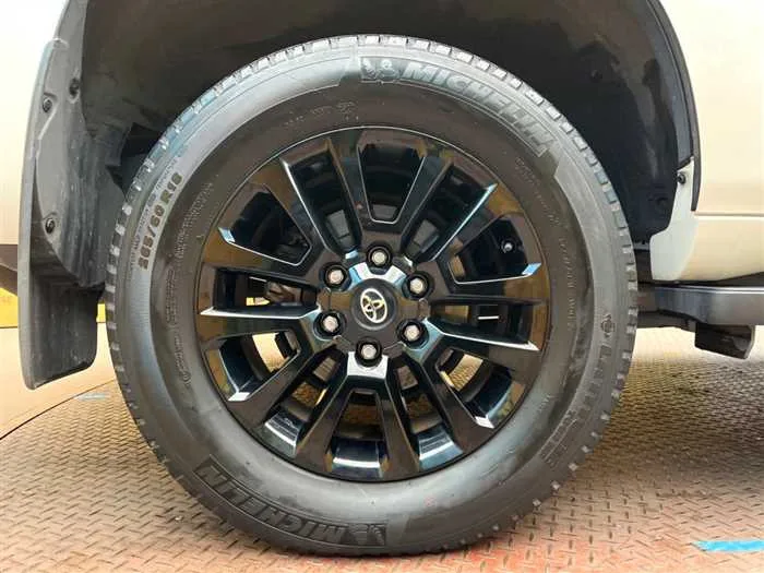 Toyota Land Cruiser Prado 2022 — миниатюра 5