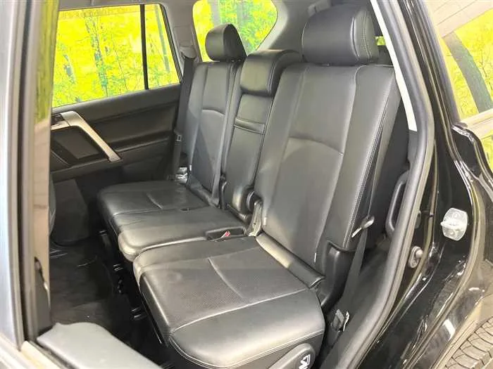 Toyota Land Cruiser Prado 2022 — миниатюра 5