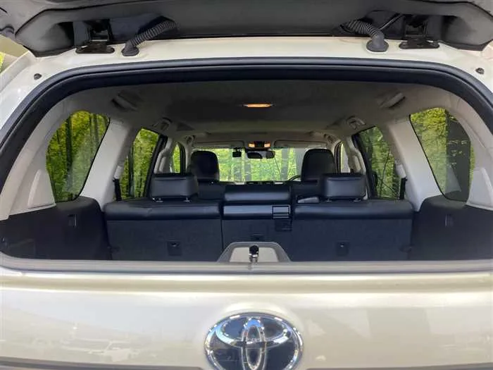 Toyota Land Cruiser Prado 2022 — миниатюра 2