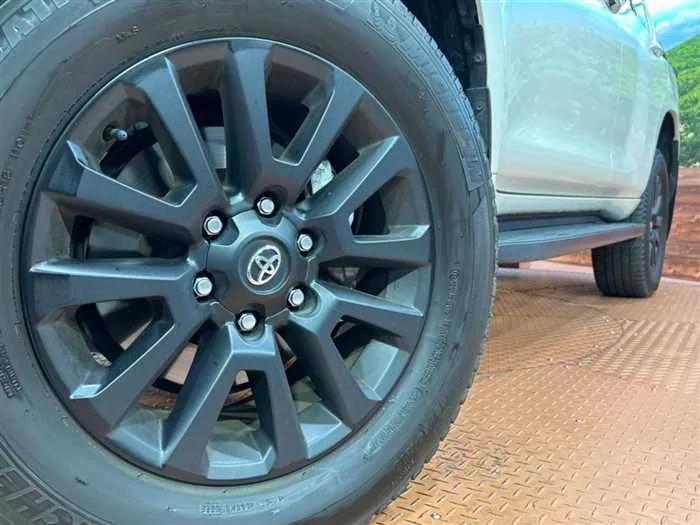 Toyota Land Cruiser Prado 2022 — миниатюра 5