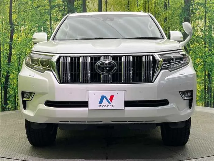 Toyota Land Cruiser Prado 2023 — миниатюра 3