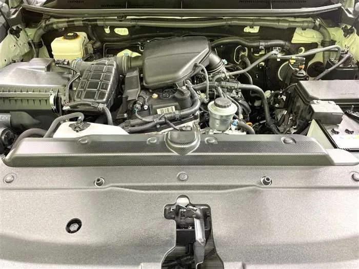 Toyota Land Cruiser Prado 2023 — миниатюра 2