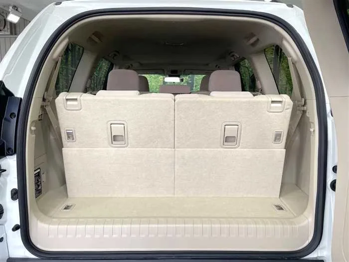 Toyota Land Cruiser Prado 2023 — миниатюра 5