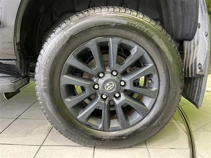 Toyota Land Cruiser Prado 2023 — миниатюра 3