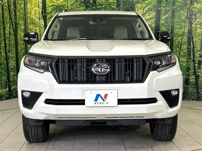 Toyota Land Cruiser Prado 2023 — миниатюра 2