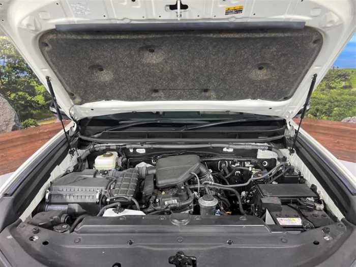 Toyota Land Cruiser Prado 2023 — миниатюра 2