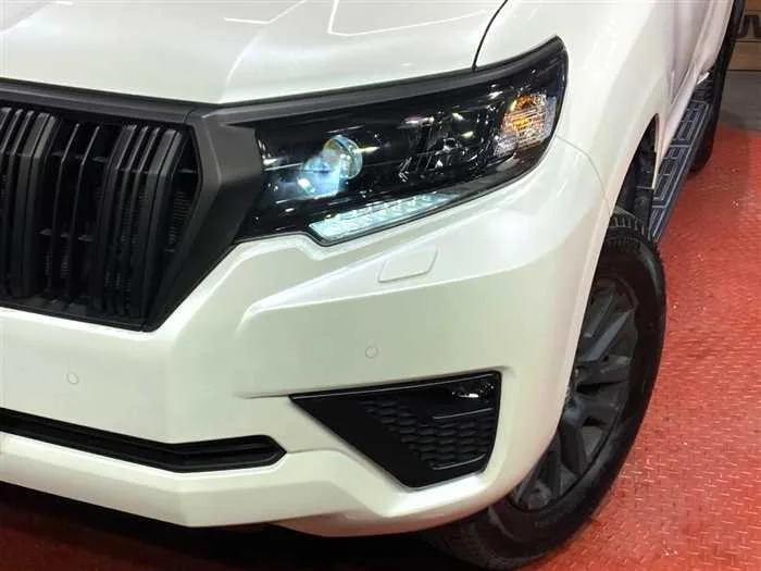 Toyota Land Cruiser Prado 2023 — миниатюра 3