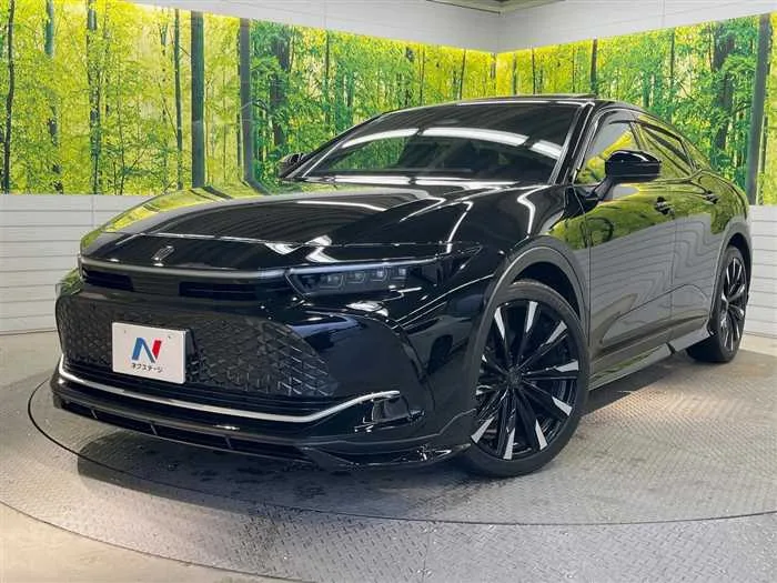 Toyota Crown 2023 — фото 1, купить с доставкой в Москву