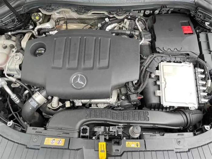 Mercedes-Benz GLA-Class 2022 — миниатюра 2