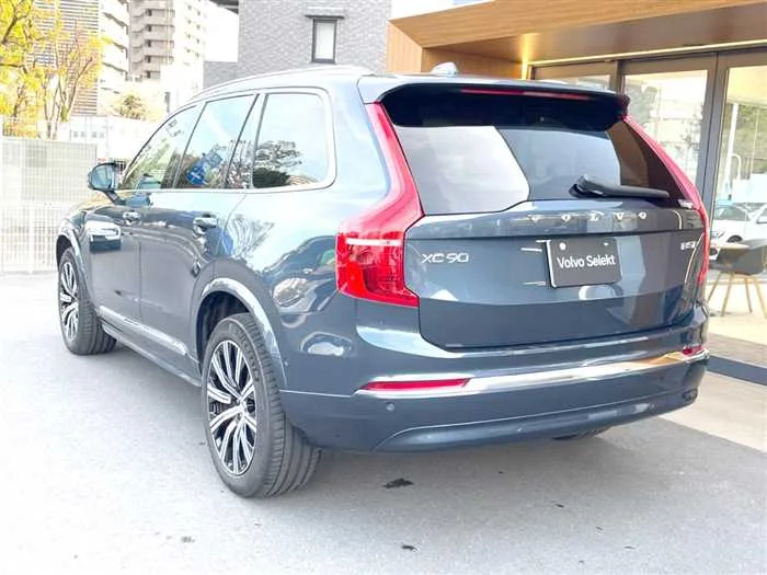 Volvo XC90 2023 — миниатюра 5