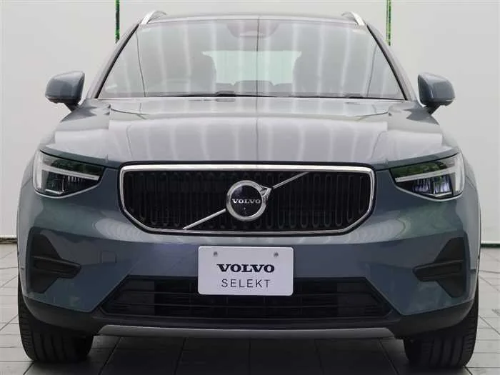 Volvo XC40 2022 — миниатюра 4