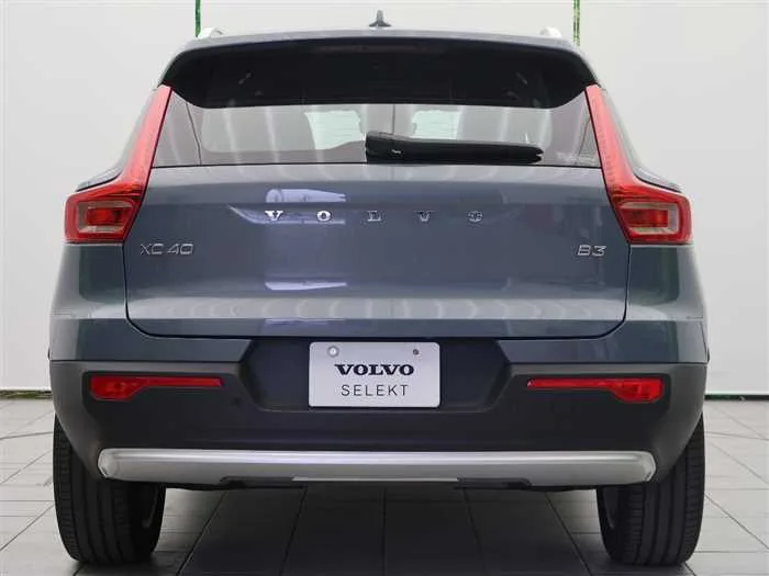 Volvo XC40 2022 — миниатюра 5