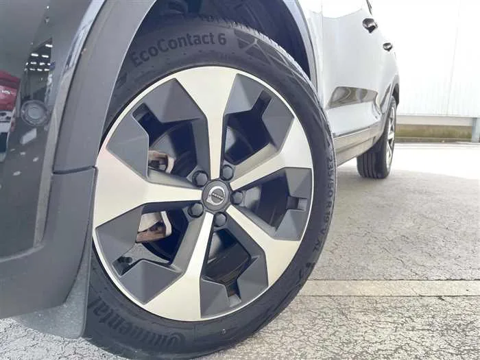 Volvo XC40 2023 — миниатюра 2