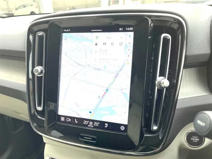 Volvo XC40 2023 — миниатюра 4
