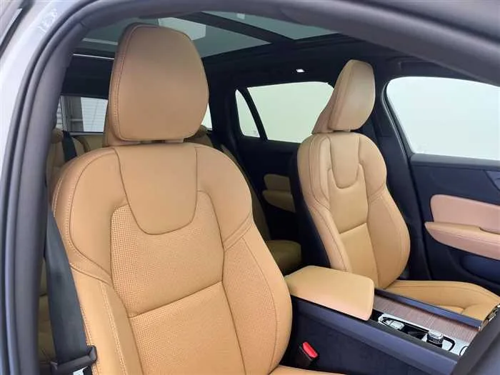 Volvo V60 2025 — миниатюра 5
