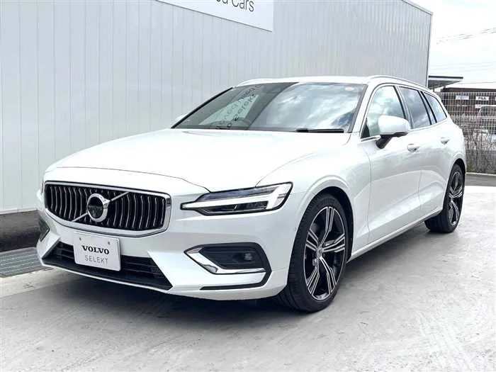 Volvo V60 2022 — миниатюра 3