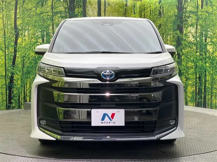 Toyota Noah 2023 — миниатюра 3
