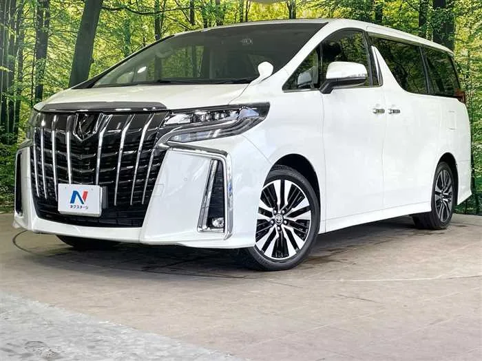 Toyota Alphard 2023 — фото 1, купить с доставкой в Москву
