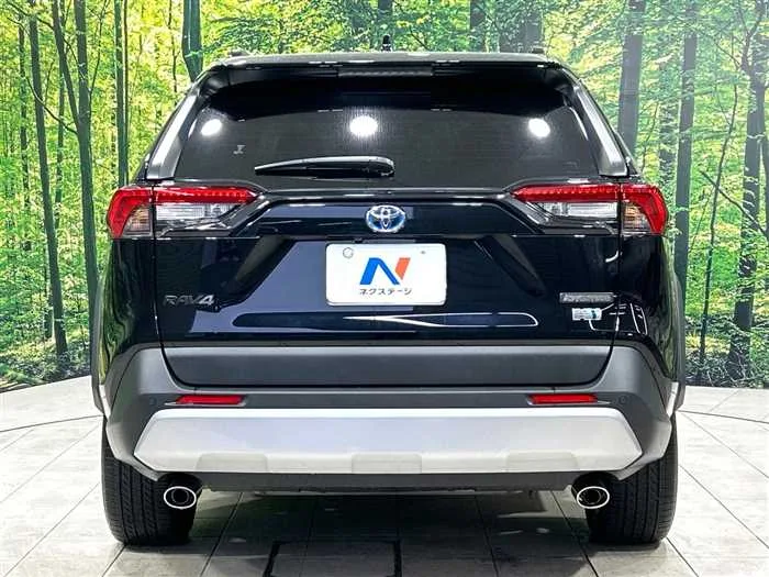 Toyota RAV4 2022 — миниатюра 3