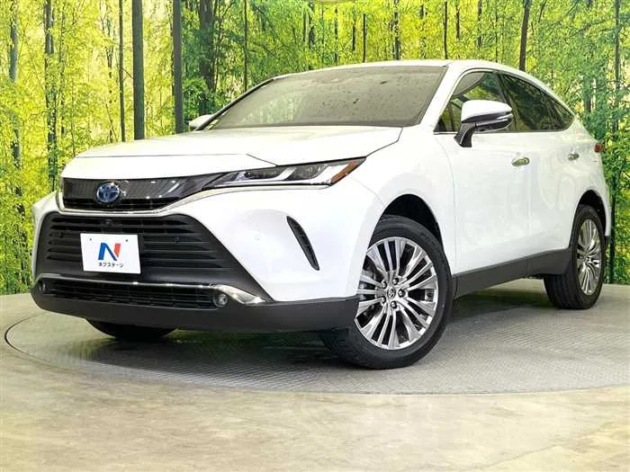 Toyota Harrier Hybrid 2023 — фото 1, купить с доставкой в Москву