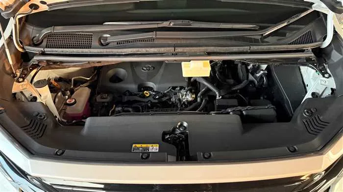 Toyota Vellfire Z 2025 — миниатюра 5