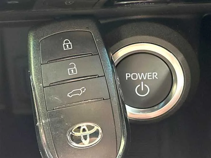 Toyota Harrier Hybrid 2024 — миниатюра 2