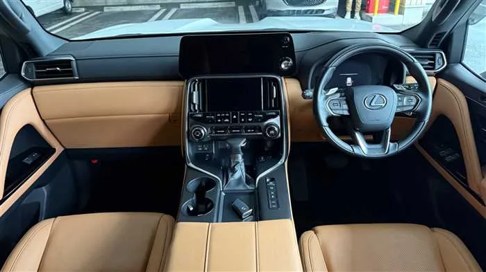 Lexus LX 600 2024 — миниатюра 2