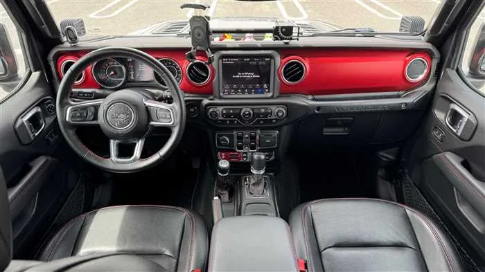 Jeep Wrangler 2023 — миниатюра 2