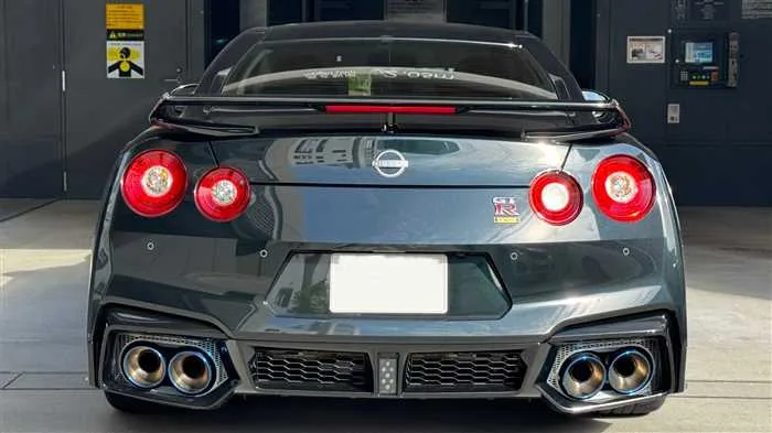 Nissan Nissan GT-R T 2024 — миниатюра 4