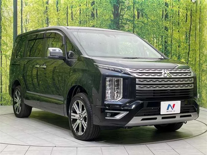 Mitsubishi Delica D:5 2024 — миниатюра 3