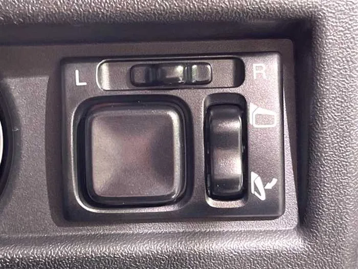 Suzuki Jimny Sierra 2023 — миниатюра 3