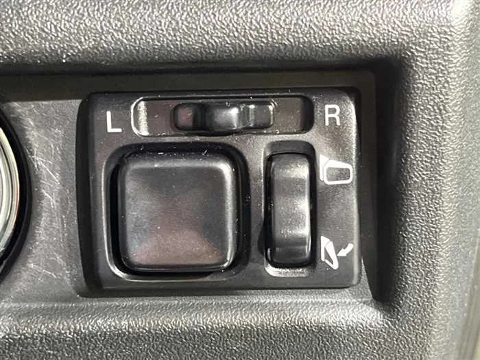 Suzuki Jimny Sierra 2025 — миниатюра 3