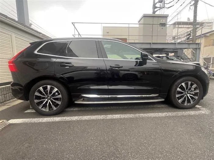 Volvo XC60 2024 — миниатюра 3