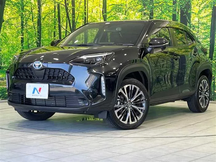 Toyota Yaris Cross 2023 — фото 1, купить с доставкой в Москву