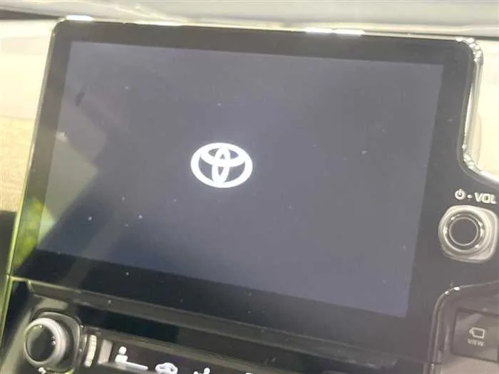 Toyota Sienta 2023 — миниатюра 3