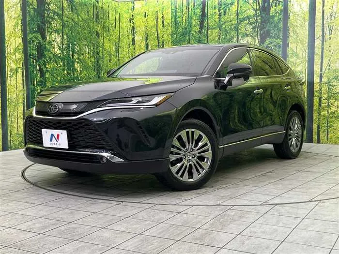 Toyota Harrier 2022 — фото 1, купить с доставкой в Москву