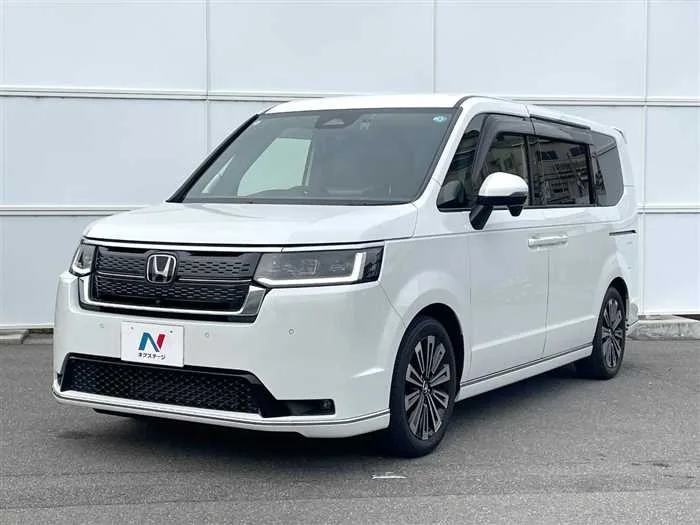 Honda Step WGN 2022 — фото 1, купить с доставкой в Москву
