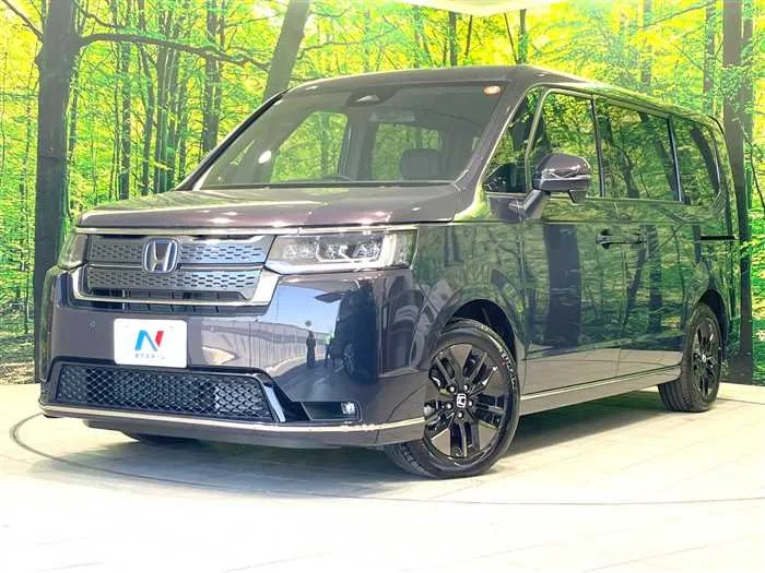 Honda Step WGN 2025 — фото 1, купить с доставкой в Москву