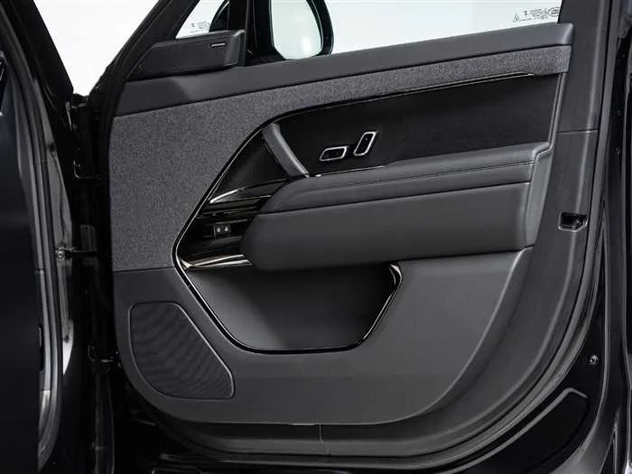 Land Rover Range Rover Sport 2025 — миниатюра 3